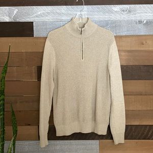 Banana republic sweater slightly used